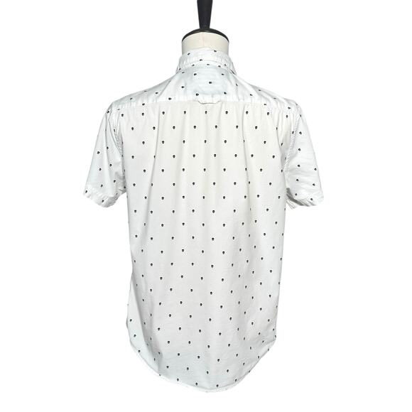 Cactus Man | Men | Skull Print White Casual Halloween Button Up Shirt | Medium - Picture 3 of 9
